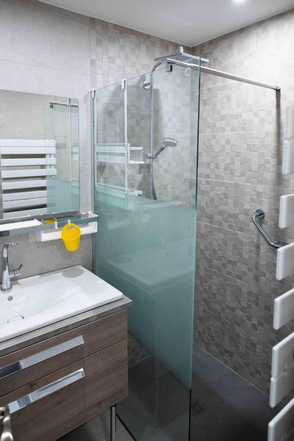 55 M²/ Chez Lorette/ 250M Lake/ Private Parking 阿讷西 外观 照片