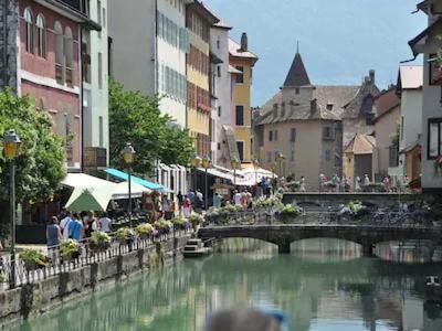 55 M²/ Chez Lorette/ 250M Lake/ Private Parking 阿讷西 外观 照片